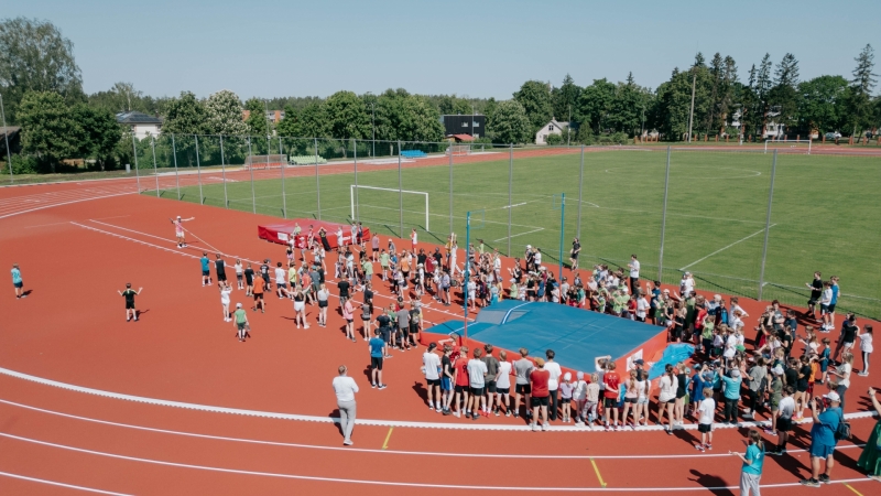 Atjaunotā Carnikavas stadiona atklāšana