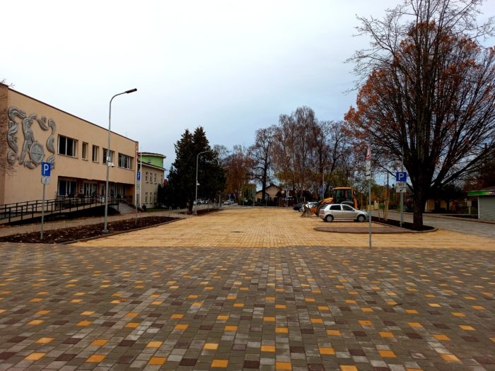 Noslēgusies Stacijas ielas un laukuma pārbūve Carnikavā